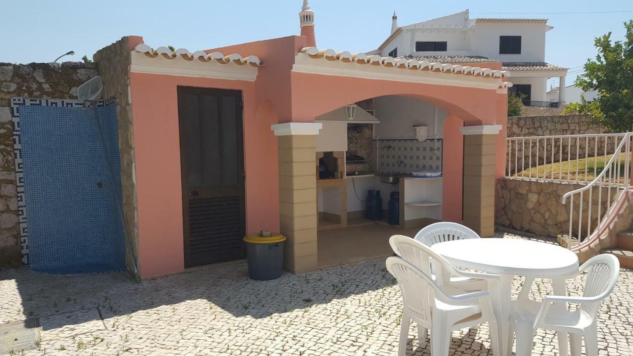 Saraiva'S Guest House Лагос Екстериор снимка